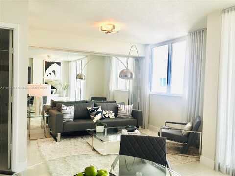1871 NW S River Dr, Miami, FL 33125