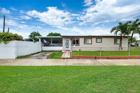 897 W 36th St, Hialeah, FL 33012