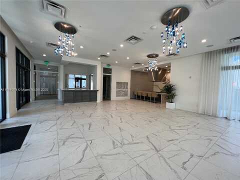 8167 NW 41st St, Doral, FL 33166