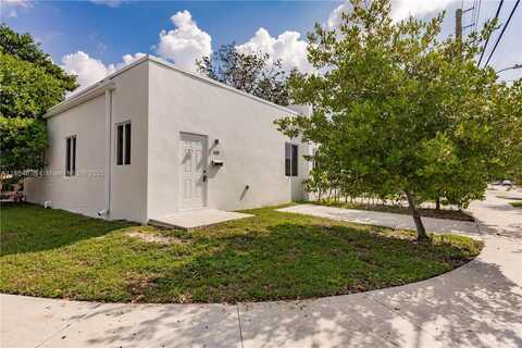 445 NW 77th St, Miami, FL 33150