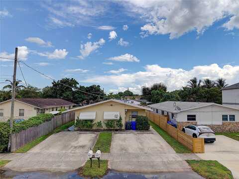 5850 Lincoln St, Hollywood, FL 33021