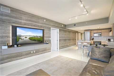 16385 Biscayne, North Miami Beach, FL 33160