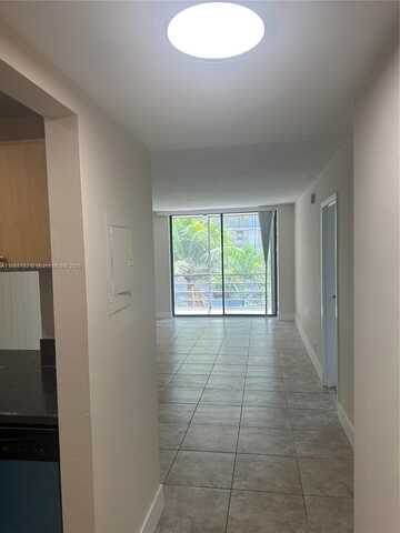 2935 NE 163rd St, North Miami Beach, FL 33160