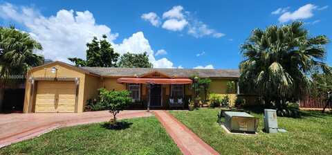 18959 NW 63rd Ct Cir, Hialeah, FL 33015