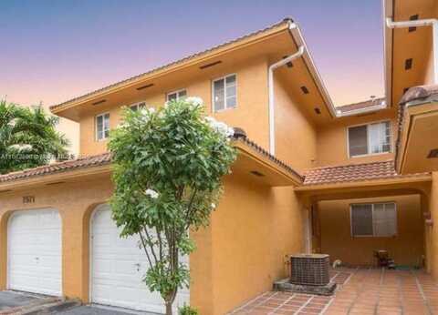 7579 NW 174th Ter, Hialeah, FL 33015