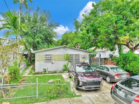 1736 NW 69th St, Miami, FL 33147