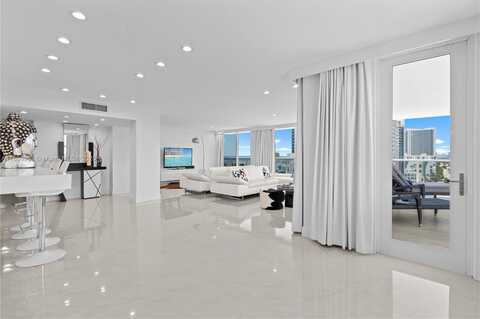 2751 S Ocean Dr, Hollywood, FL 33019
