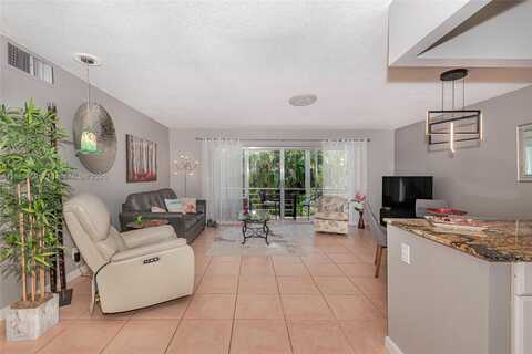 400 NE 14th Ave, Hallandale Beach, FL 33009