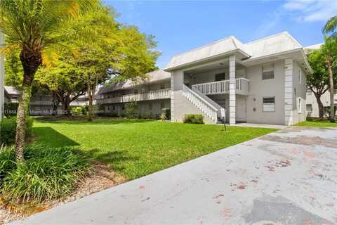 17255 SW 95th Ave, Palmetto Bay, FL 33157