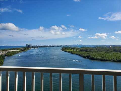 300 Bayview Dr, Sunny Isles Beach, FL 33160