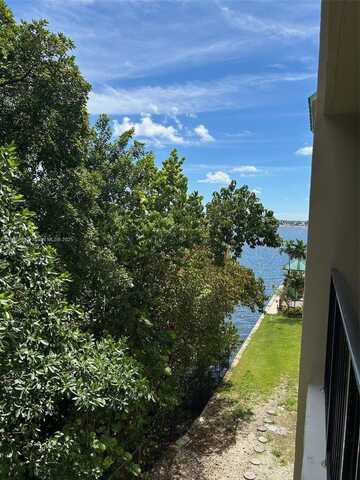 2201 Brickell Ave, Miami, FL 33129