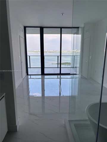 700 NE 24th St, Miami, FL 33137