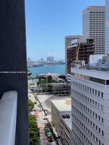 151 SE 1st St, Miami, FL 33131