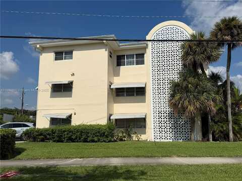 141 NE 10th Ave, Hallandale Beach, FL 33009