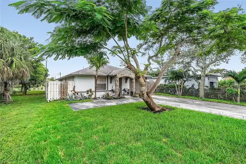 31 SW 11th Ave, Delray Beach, FL 33444