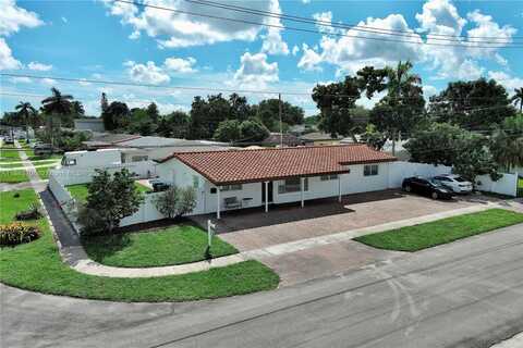 7490 Buchanan St, Hollywood, FL 33024