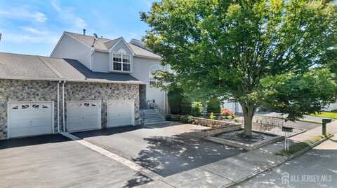 7 Warbler Road, Marlboro, NJ 07746