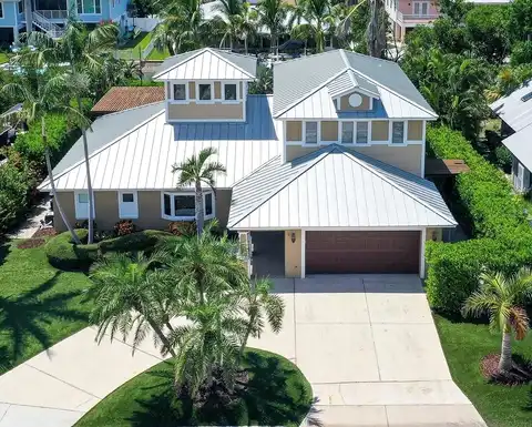 725 PENFIELD STREET, LONGBOAT KEY, FL 34228