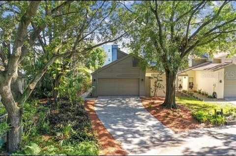 13713 LAZY OAK DRIVE, TAMPA, FL 33613