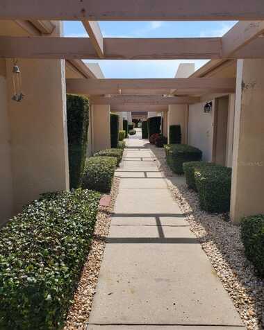 11132 PEMBRIDGE COURT, PORT RICHEY, FL 34668