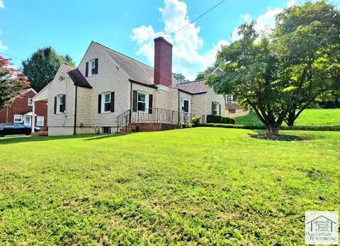 810 Spruce, Martinsville, VA 24112