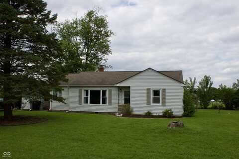 1430 Estates Drive, Greenwood, IN 46142