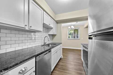 412 Riviera, Saint Clair Shores, MI 48080