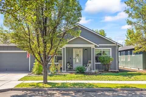 3132 SW Indian Place, Redmond, OR 97756