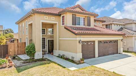 1880 Gamay WAY, SALINAS, CA 93906