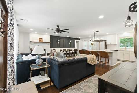 1901 Shady Lane, Toms River, NJ 08753