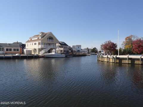 46 Longpoint Drive, Brick, NJ 08723