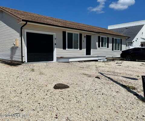 8 Diane Road, Beach Haven West, NJ 08050