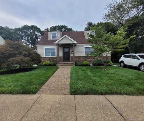 49 Norcross Avenue, Bethpage, NY 11714