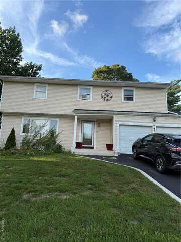 45 Rush Street, Port Jefferson Station, NY 11776