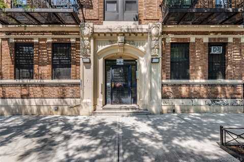 95 S 10th Street, Brooklyn, NY 11249