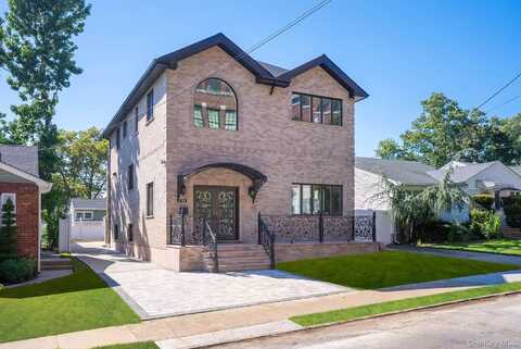 7-24 128 Street, College Point, NY 11356