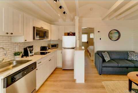 2178 Montauk, Amagansett, NY 11930