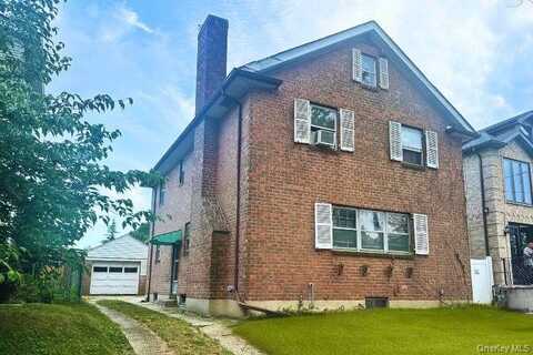 14922 32nd Avenue, Flushing, NY 11354