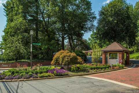 211 Hornbill Drive, Manhasset, NY 11030