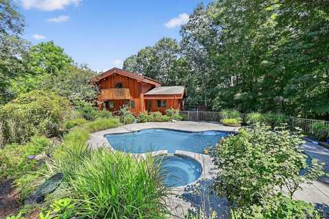 23 Renies Road, Monroe, NY 10918