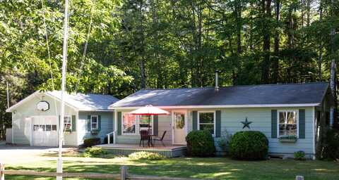 23 Nichols Road, Boothbay, ME 04544