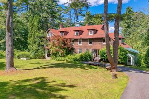 62 Waites Landing Road, Falmouth, ME 04105
