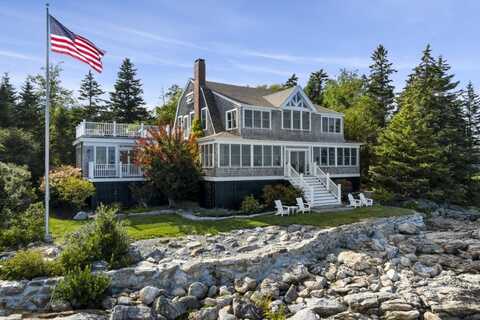 7 Bayberry Lane, Southport, ME 04576