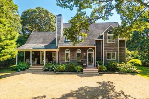 12 Duarte Circle, Edgartown, MA 02539