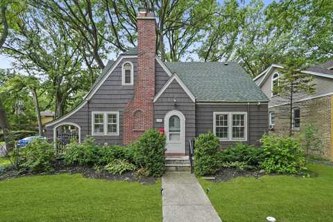 6700 N Sioux Avenue, Chicago, IL 60646