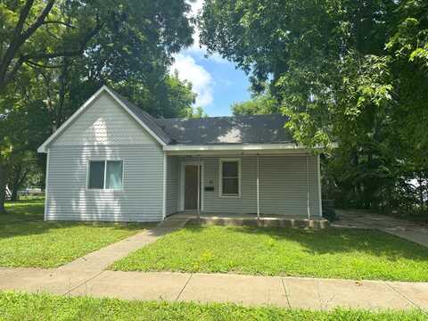 610 E Columbia Avenue, Champaign, IL 61820