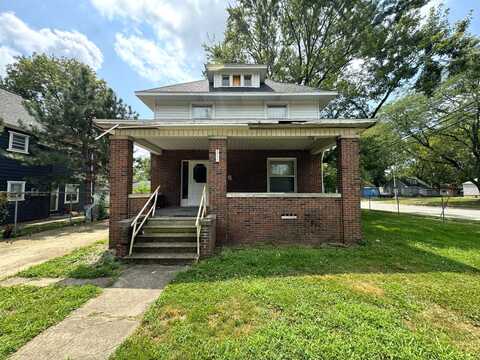 211 W Beardsley Avenue, Champaign, IL 61820