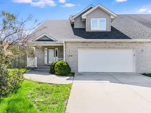 2433 Caton Crest Court, Crest Hill, IL 60403