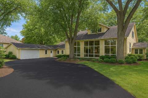 1917 South Street, Geneva, IL 60134