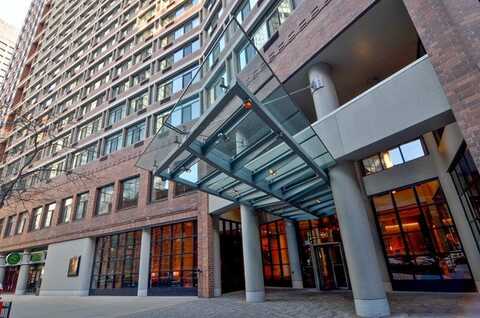 211 E OHIO Street, Chicago, IL 60611